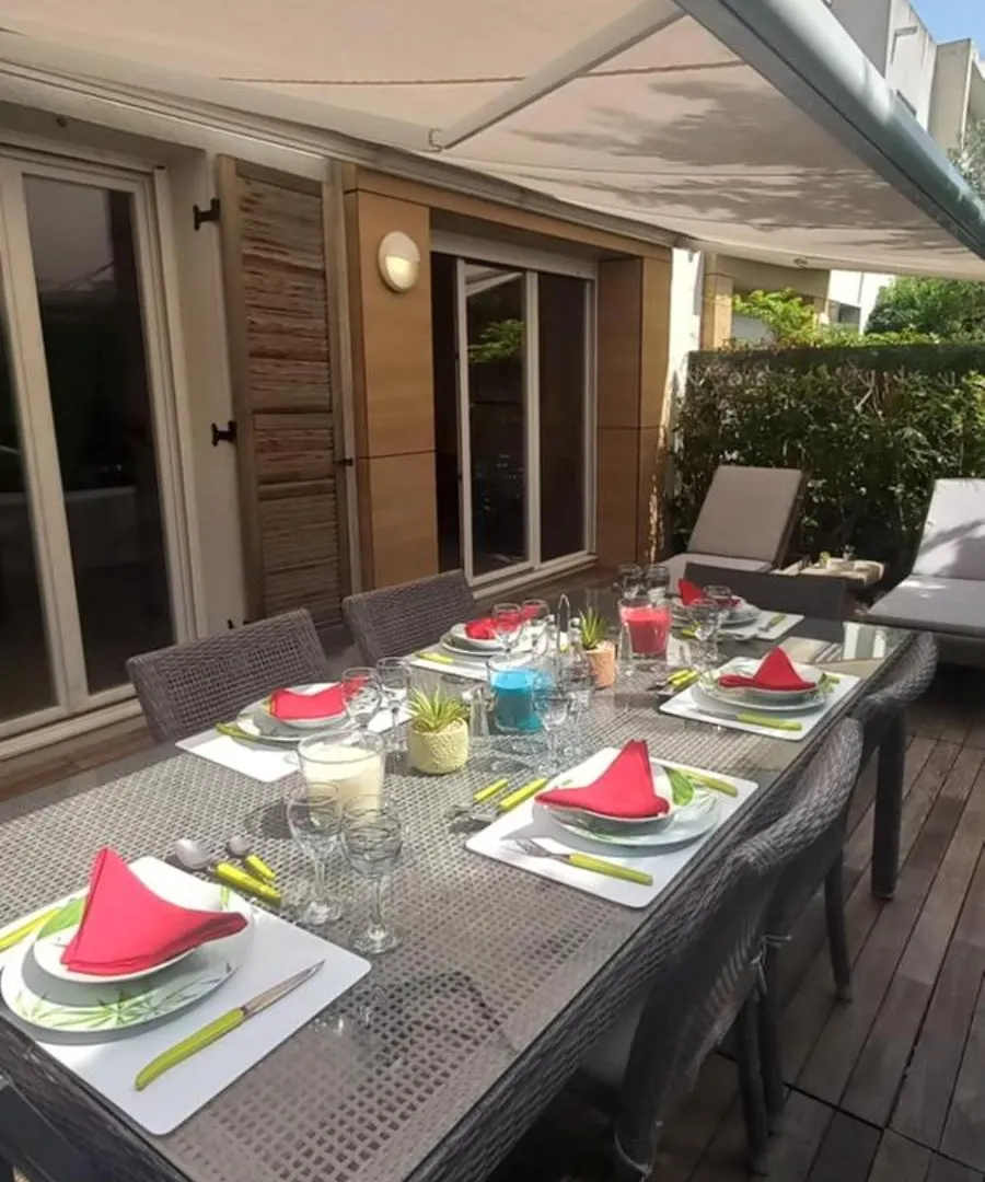 Villa Pres Mer Juan-les-Pins 0*,  France
